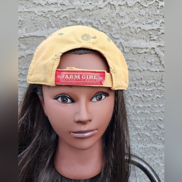 FARM GIRL CAP‎ - Picture 2 of 6